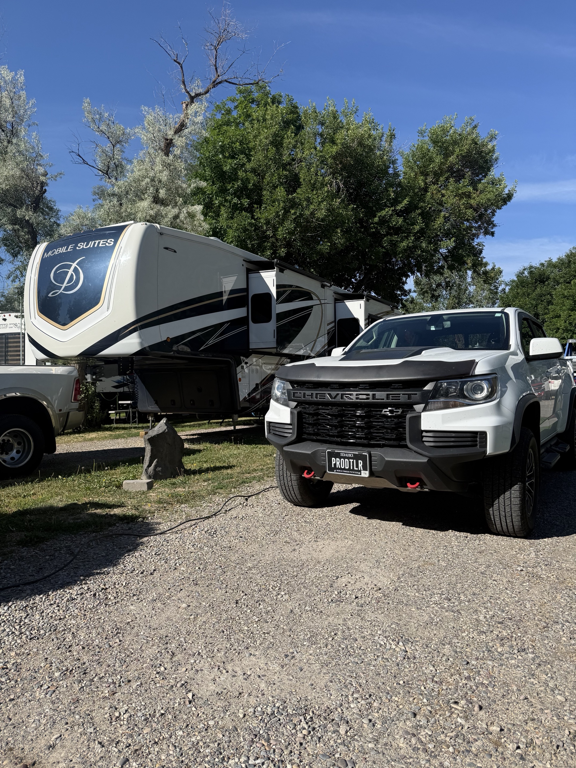 Fifth wheel RV and Chevrolet truck after a mobile detail in Southeast Idaho